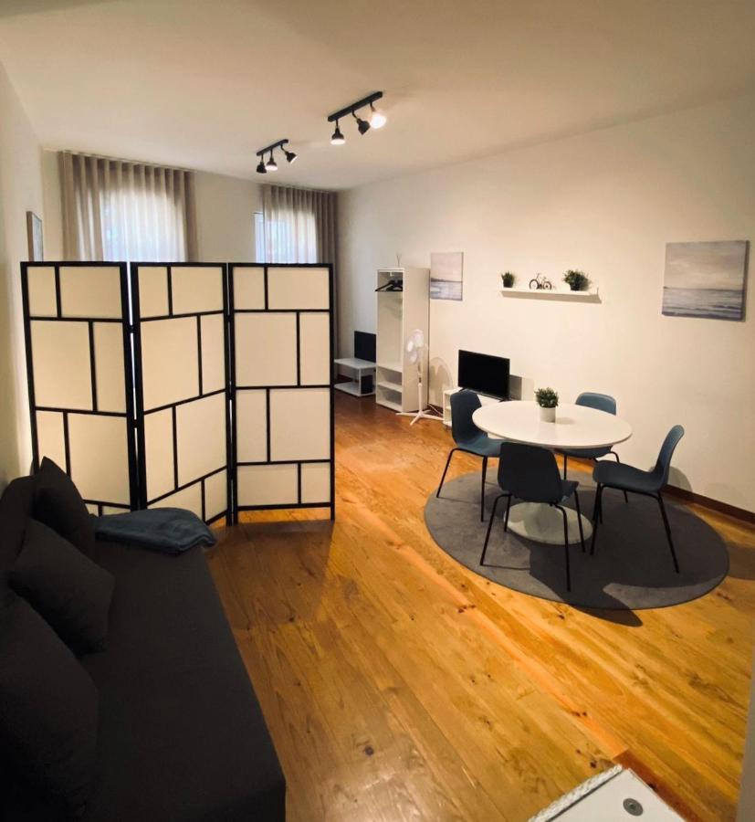 Studio Clerigos B Centro Do Porto Luaran gambar